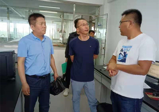 ��ӻ��������Ҽ��ž���ͻ������������